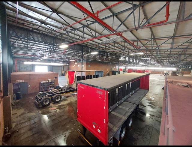5,021M² WAREHOUSE TO LET IN RANDJESPARK